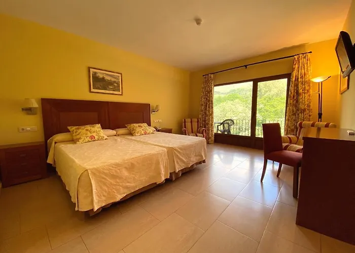 Hotel Mirador De La Portilla 4*