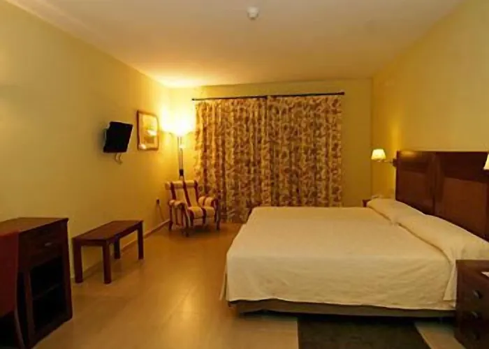 Hotel Mirador De La Portilla 4*