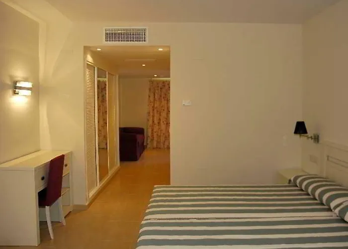 Mirador De La Portilla 4*